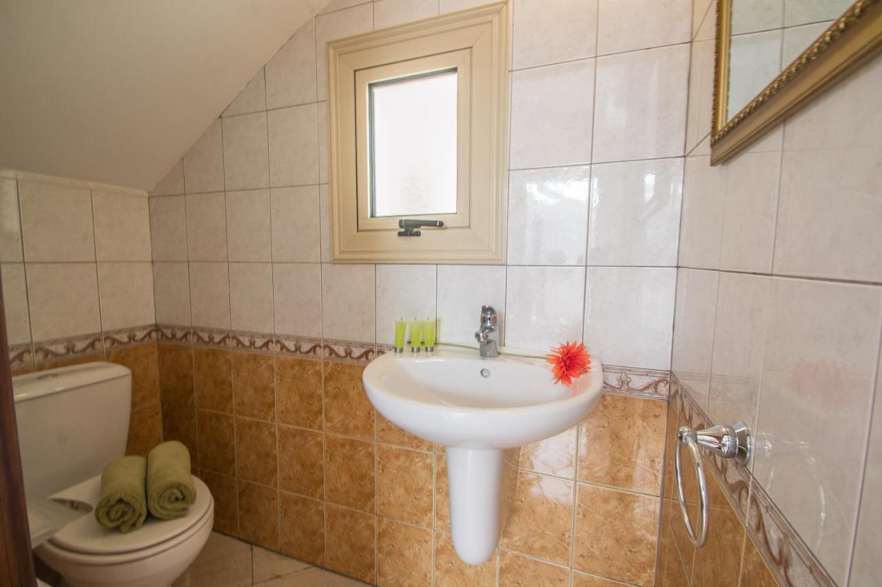 Kapparis Family Holidays Паралимни Номер фото
